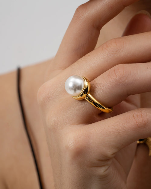 Timeless Pearl Closed Ring-AriaEcho Jewelry