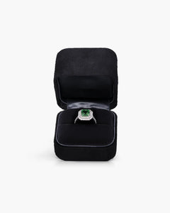 Éclatant Green Cocktail Ring