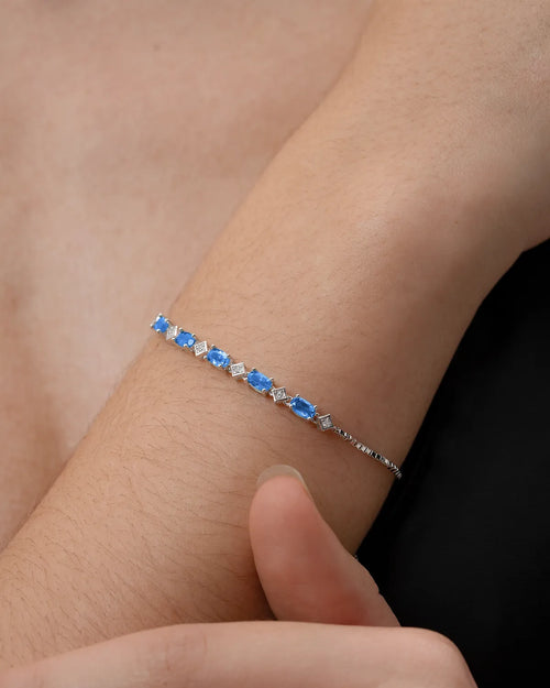 Éclatant Blue Topaz Bracelet-AriaEcho Jewelry