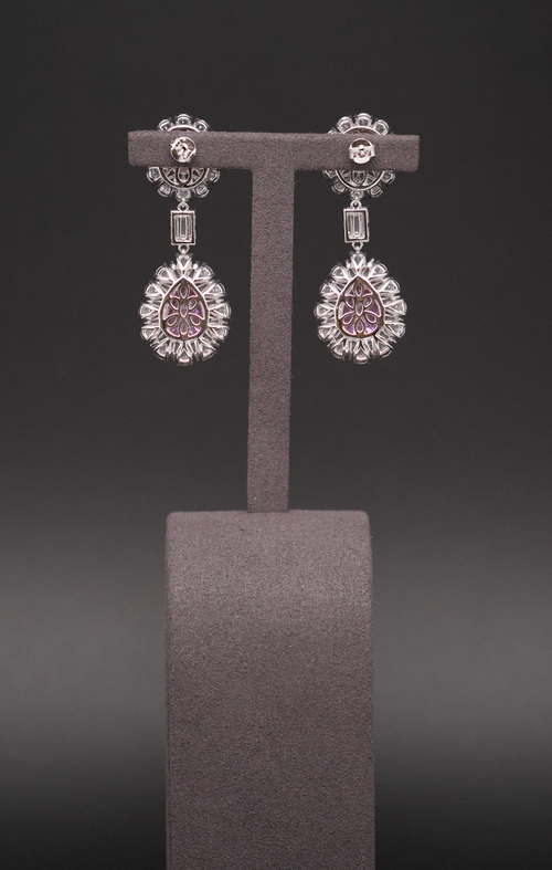 Éclatant Pink Drop Earrings