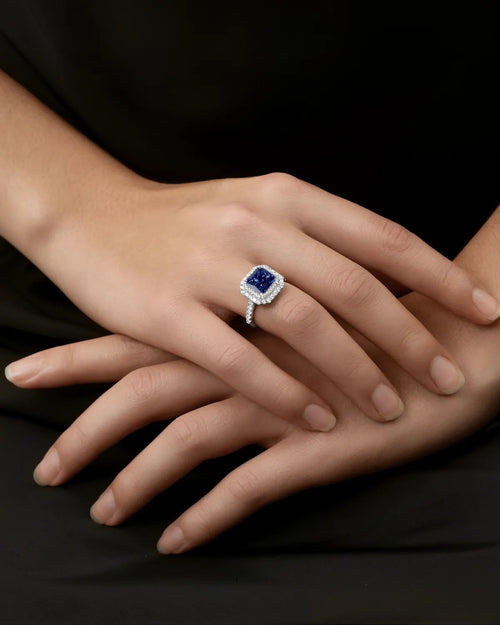 Éclatant Sapphire Cocktail Ring-AriaEcho Jewelry