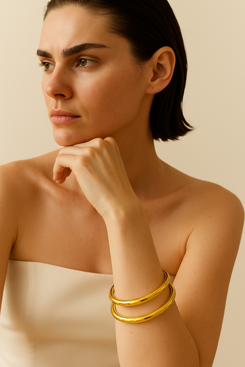 Bold Polished Bangle in Gold