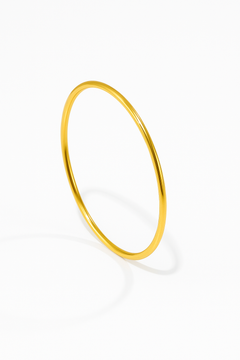 Bold Polished Bangle in Gold