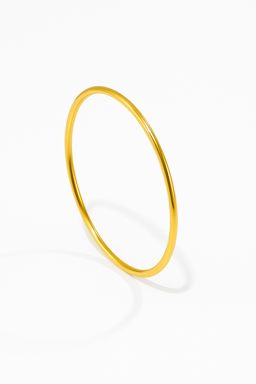 Bold Polished Bangle in Gold