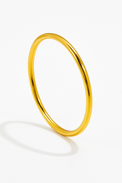 Bold Polished Bangle in Gold