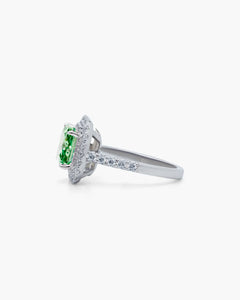 Éclatant Green Cocktail Ring-AriaEcho Jewelry