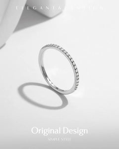 Minimalist pavé ring design