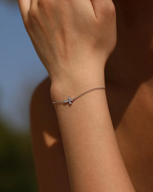 Minimalist silver cross moissanite bracelet for everyday wear