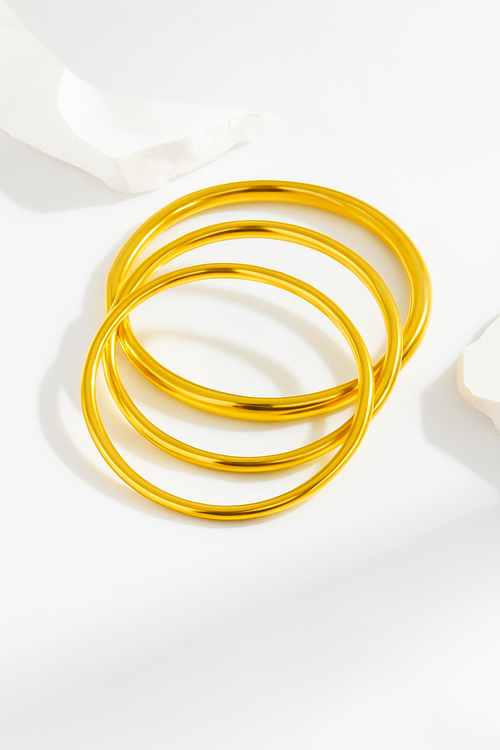 Bold Polished Bangle in Gold