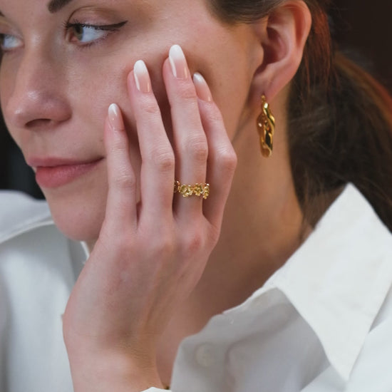 Timeless Gold Flower Open Ring-AriaEcho Jewelry