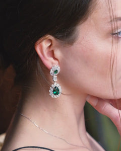 Éclatant Deep Green Drop Earrings